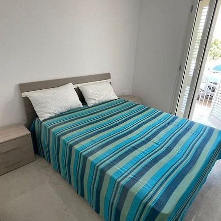 Blumare Apartaments Castro  エクステリア 写真