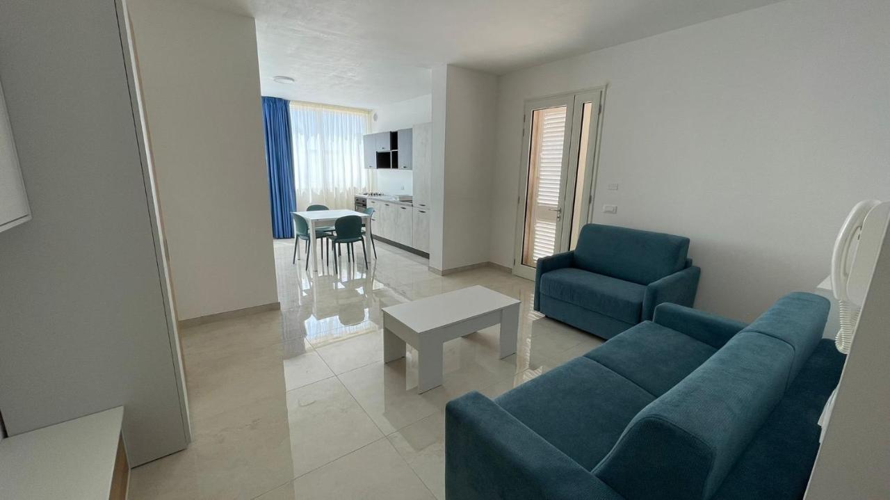 Blumare Apartaments Castro  エクステリア 写真