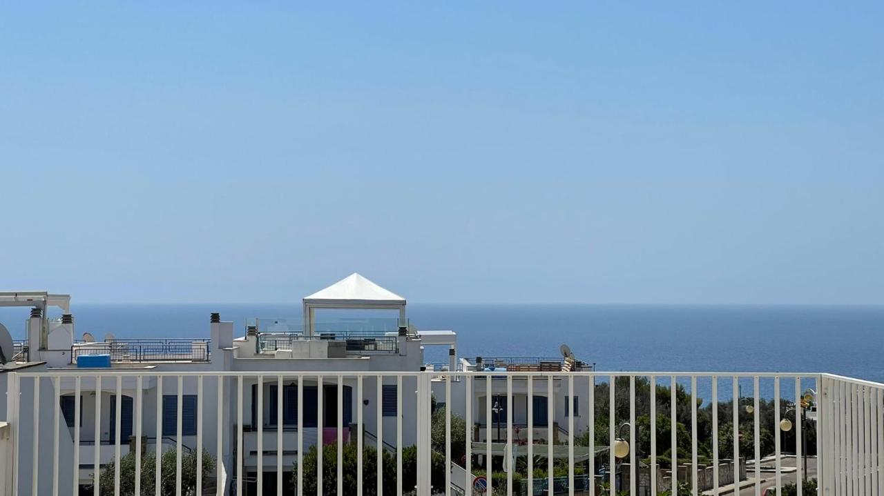 Blumare Apartaments Castro  エクステリア 写真