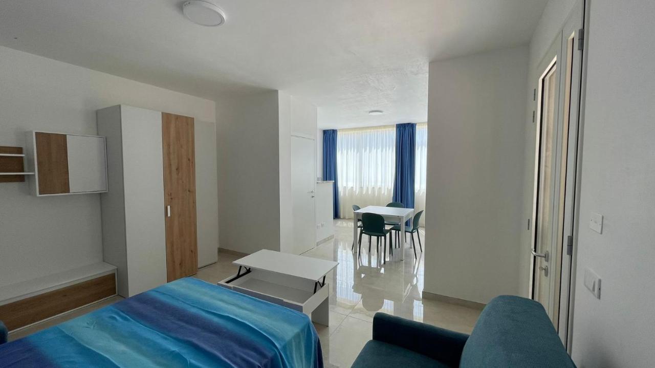 Blumare Apartaments Castro  エクステリア 写真